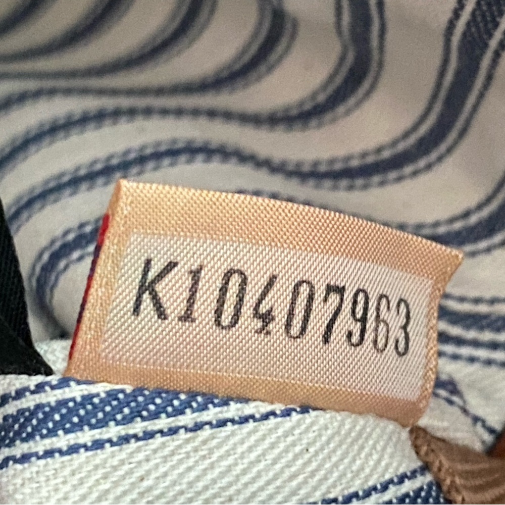 LKNW Dooney & Bourke Leather Satchel Top Handle Strap Front Pocket - Picture 14 of 15